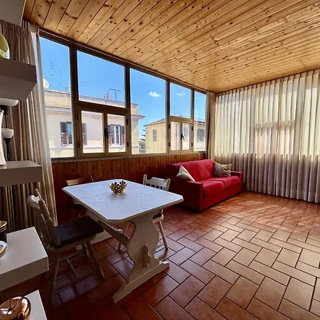 - San Pietro Apartmán Řím